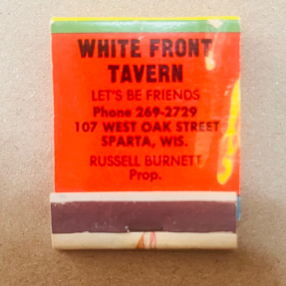 VINTAGE PINUP MODEL MATCHBOOK - Picture 2 of 3